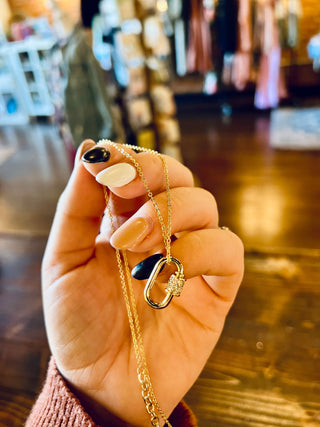 Break the chain carabiner necklace