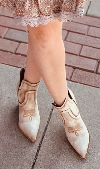 Smoke Show bootie