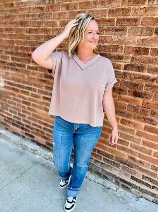 Textured vneck top -coco