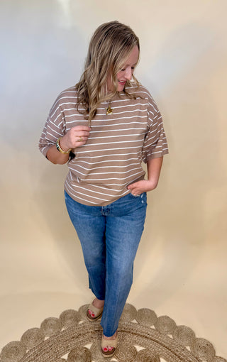 Striped Knit Short Sleeve Top: TAUPE/WHITE