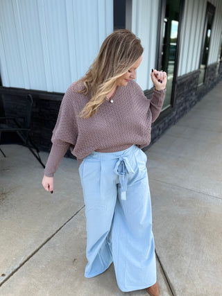 OPEN KNIT DOLMAN SLEEVED V-NECK KNIT SWEATER