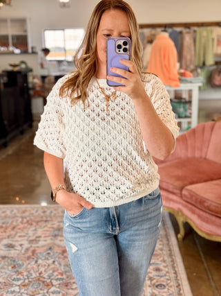 CREAM OPEN KNIT DROP SHOULDER TOP