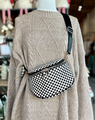 Birdie Saddle Checkered Crossbody Bag: Black Checkeredf